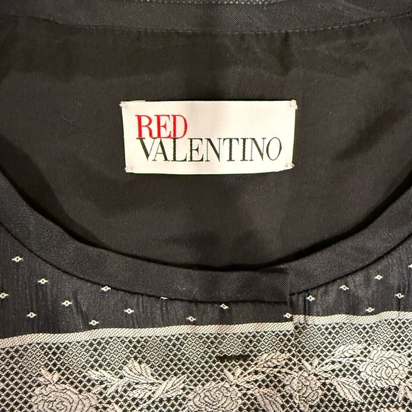 🔥Valentino Black and White Lace Jacket🔥 - Picture 5 of 7